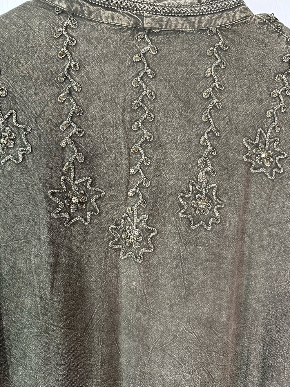 Special Today!! NWT Young Threads Embroidered Gravel Open-Front Kimono - Picture 4 of 7